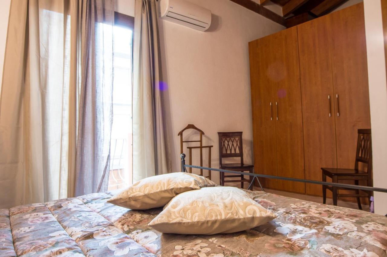 Colombohouse87 Villa Quartu Sant'Elena Bagian luar foto